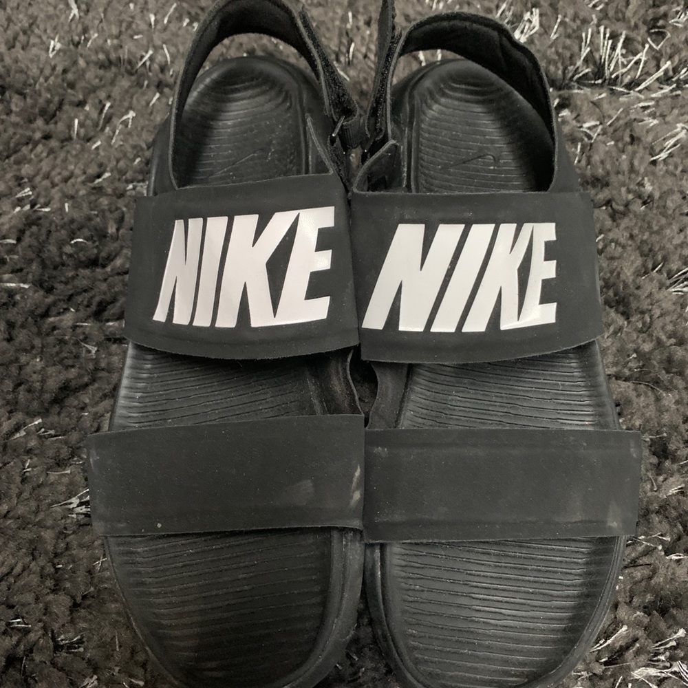 nike slides